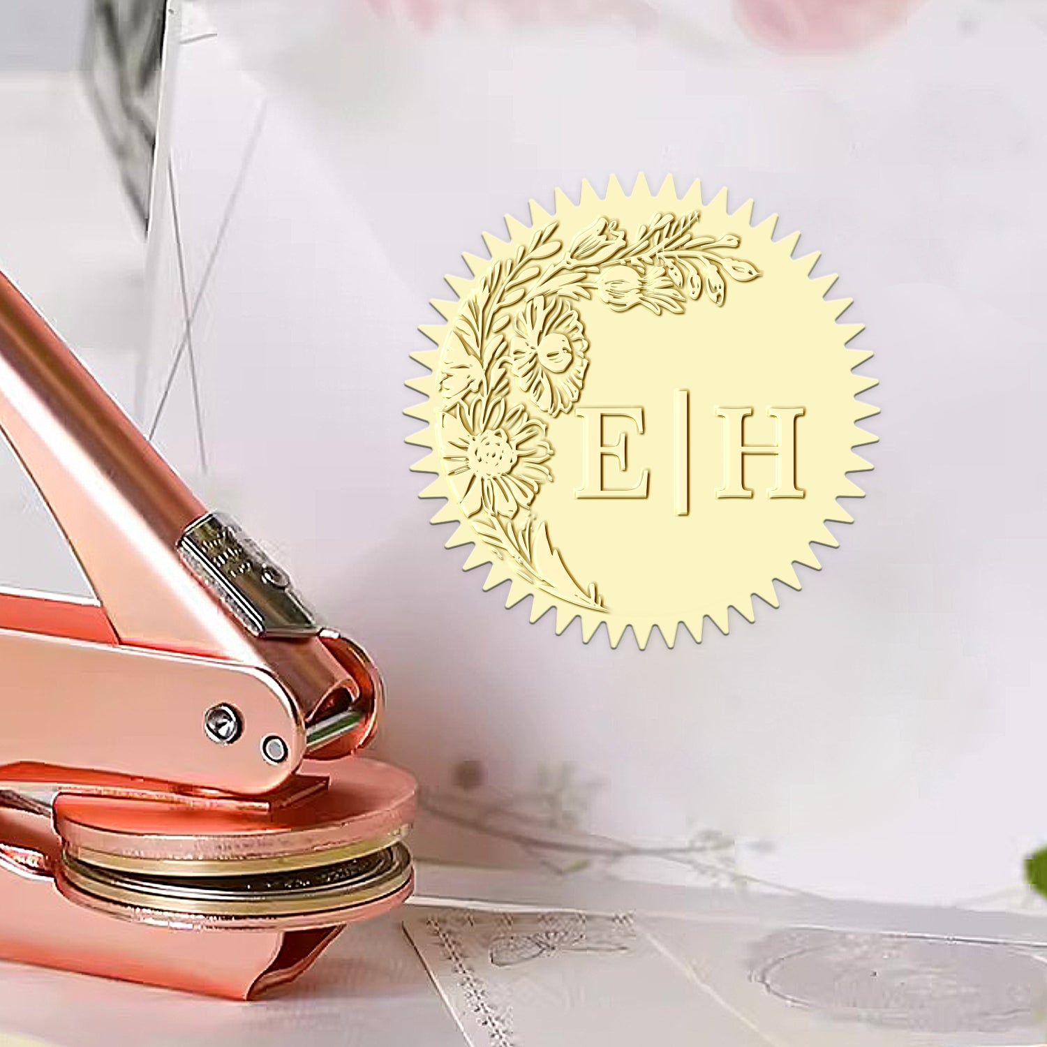 Chancela de Monograma de Casamento com Iniciais Botânicas Personalizada - Estilo 13 Chancela de Monograma de Casamento com Iniciais Botânicas Personalizada - Estilo 131131